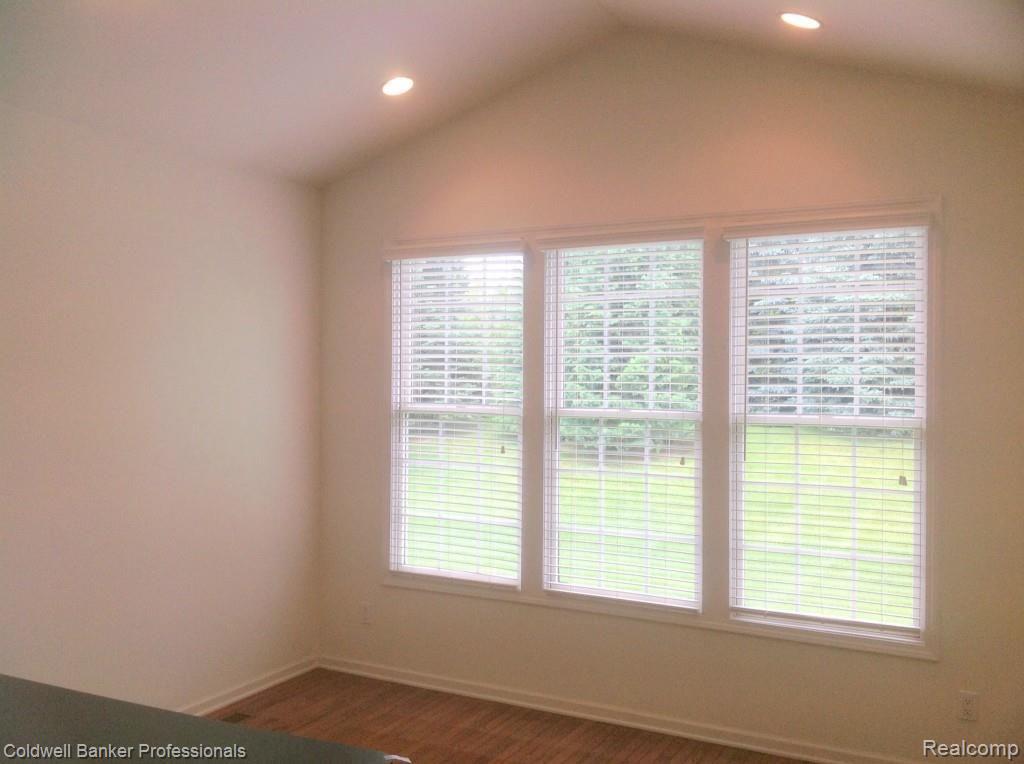 1514 Ford Court Rochester, MI 48306 - Photo 10 of 30 IMG_5436_1.jpg