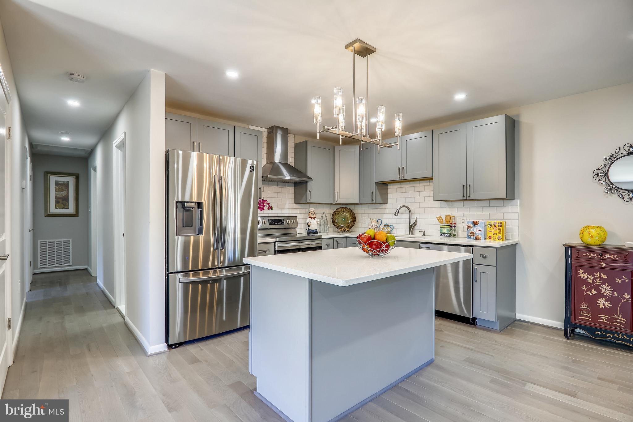 6230 Cheverly Park Drive Cheverly, MD 20785 - Photo 1 of 28 main