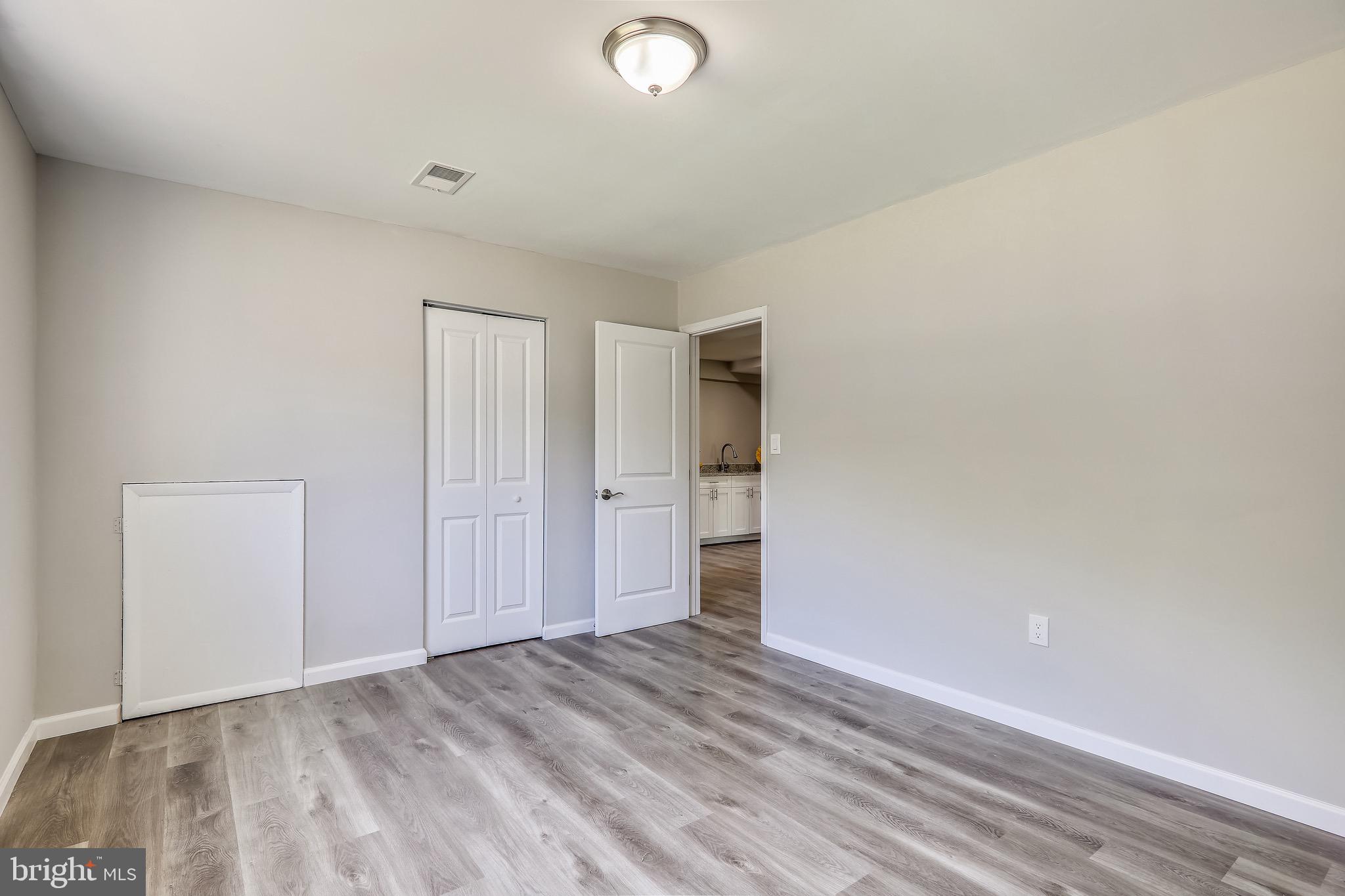 6230 Cheverly Park Drive Cheverly, MD 20785 - Photo 19 of 28 Bedroom