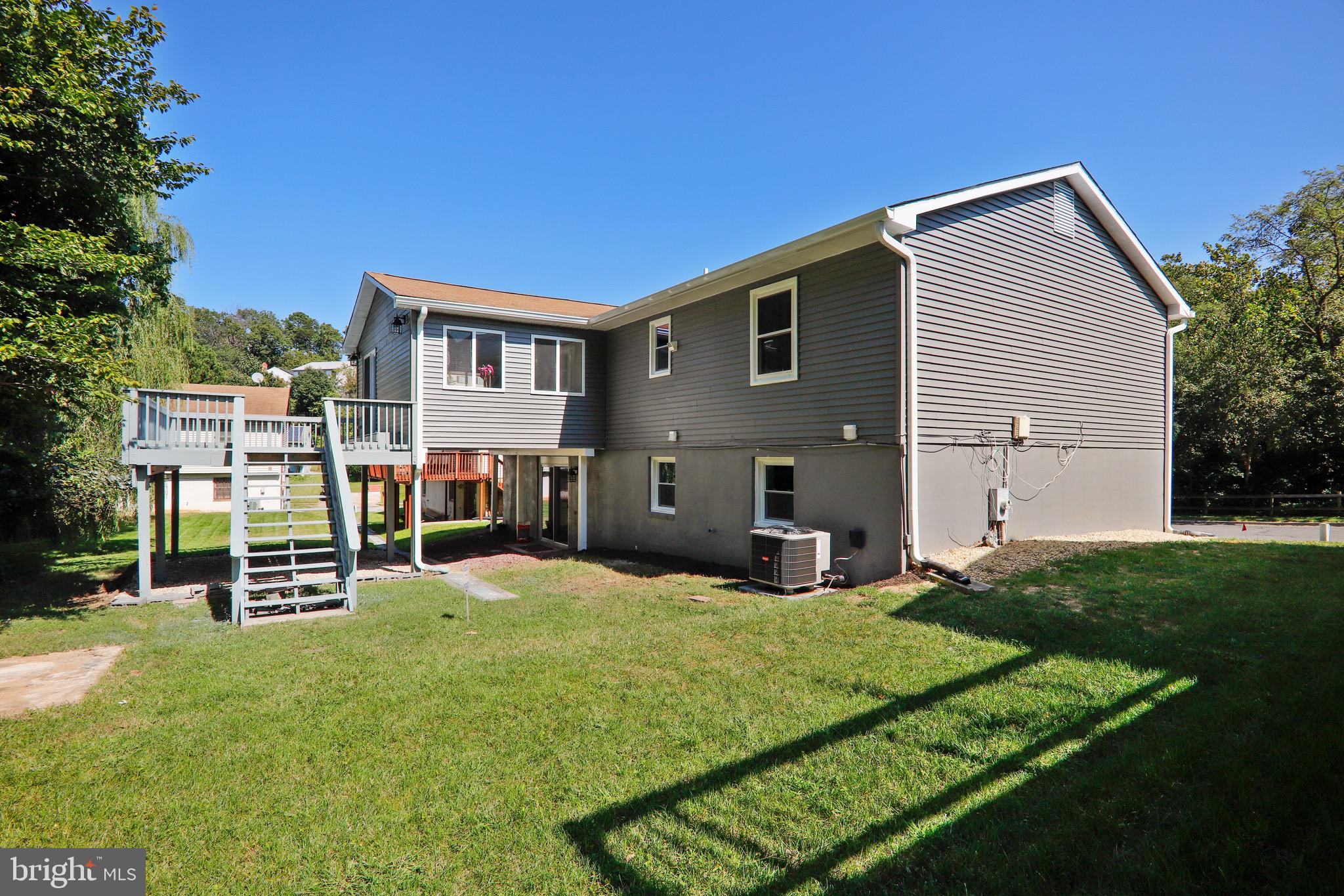 6230 Cheverly Park Drive Cheverly, MD 20785 - Photo 22 of 28 Backyard