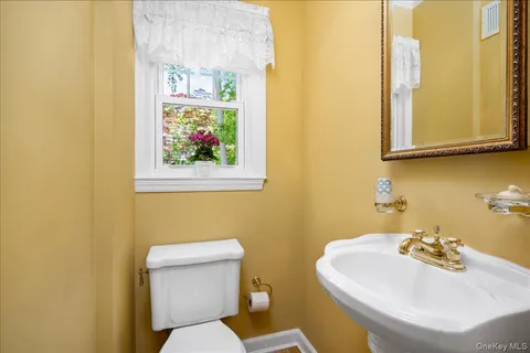 $849,000 | 51 Plymouth Drive, Scarsdale, NY 10583