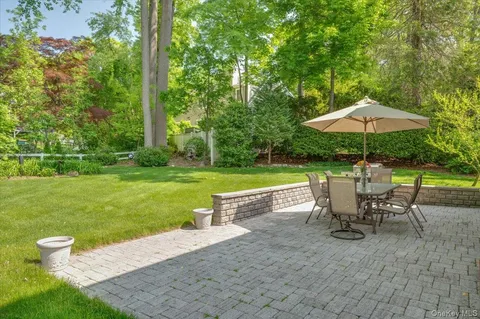 $849,000 | 51 Plymouth Drive, Scarsdale, NY 10583