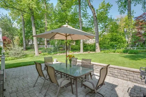 $849,000 | 51 Plymouth Drive, Scarsdale, NY 10583