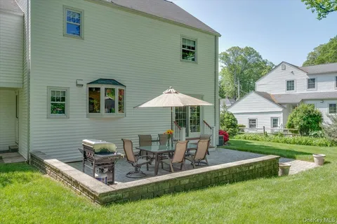 $849,000 | 51 Plymouth Drive, Scarsdale, NY 10583