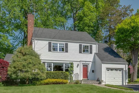 $849,000 | 51 Plymouth Drive, Scarsdale, NY 10583