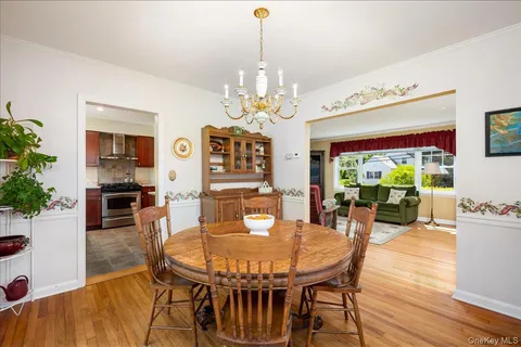 $849,000 | 51 Plymouth Drive, Scarsdale, NY 10583
