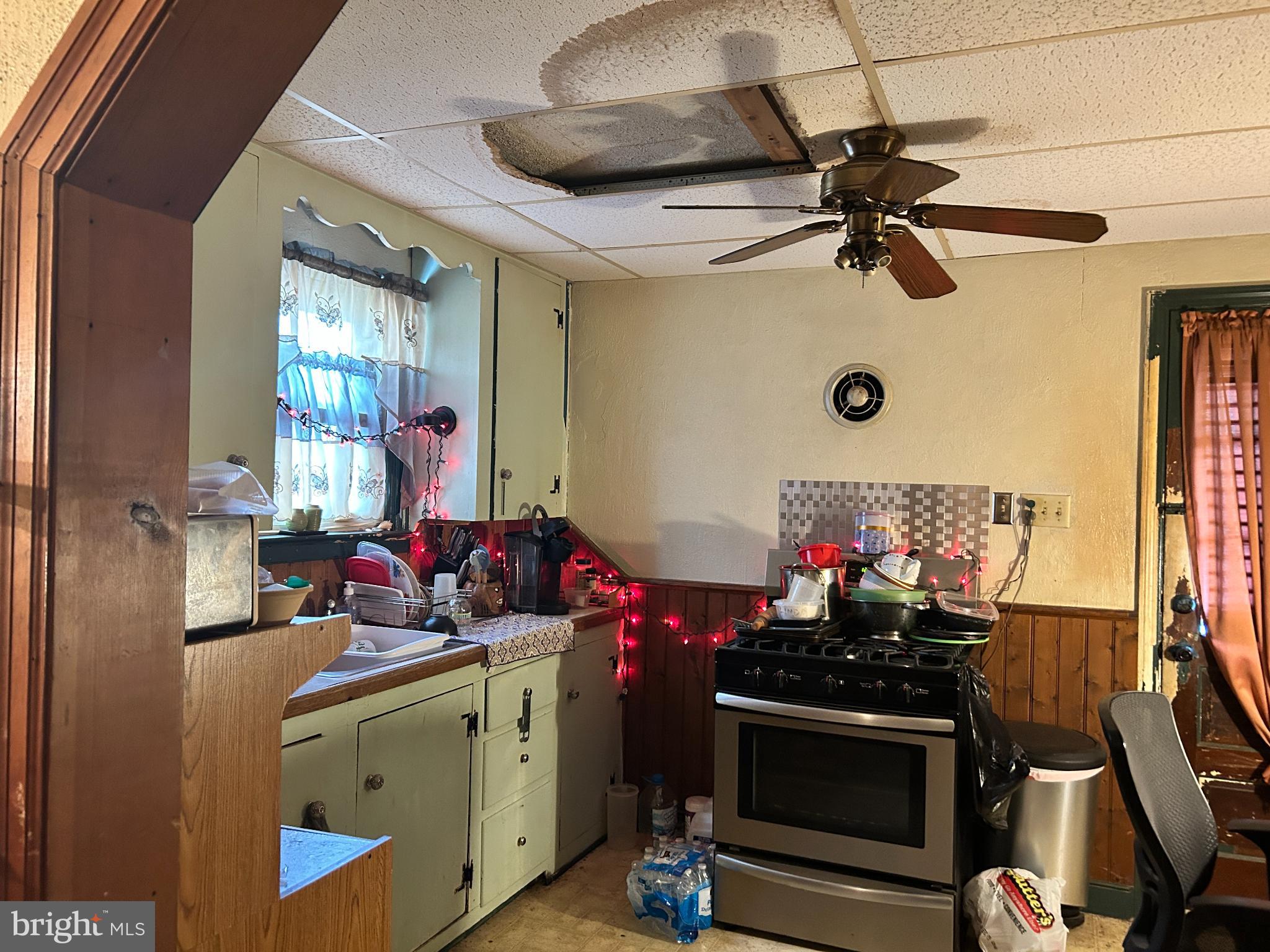 1229 West Poplar Street York, PA 17404 - Photo 9 of 30