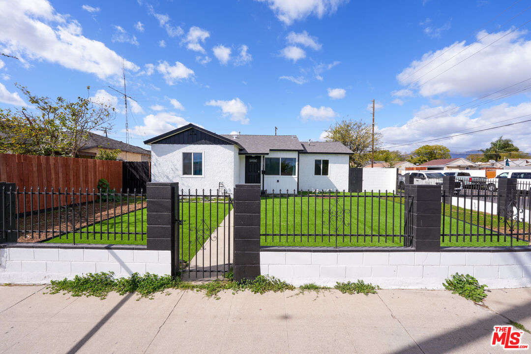 12871 Osborne Street Pacoima, CA 91331 - Photo 5 of 13
