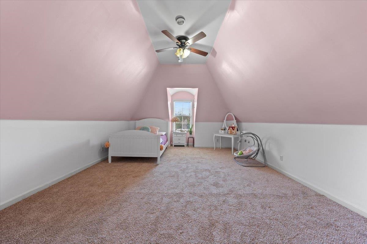 10941 Lubov Road Arlington, TN 38002 - Photo 24 of 39 a living room with furniture and a ceiling fan