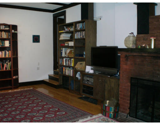 54 Oakwood Road Newton, MA 02460 - Photo 11 of 17 Gallery Image 11