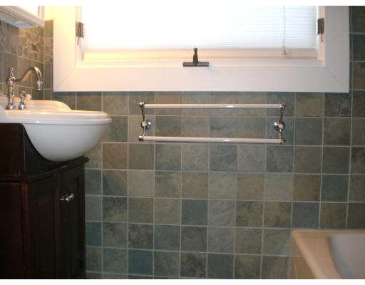 54 Oakwood Road Newton, MA 02460 - Photo 13 of 17 Gallery Image 13