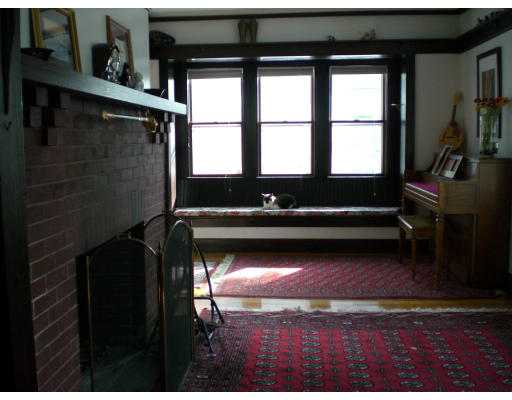 54 Oakwood Road Newton, MA 02460 - Photo 10 of 17 Gallery Image 10