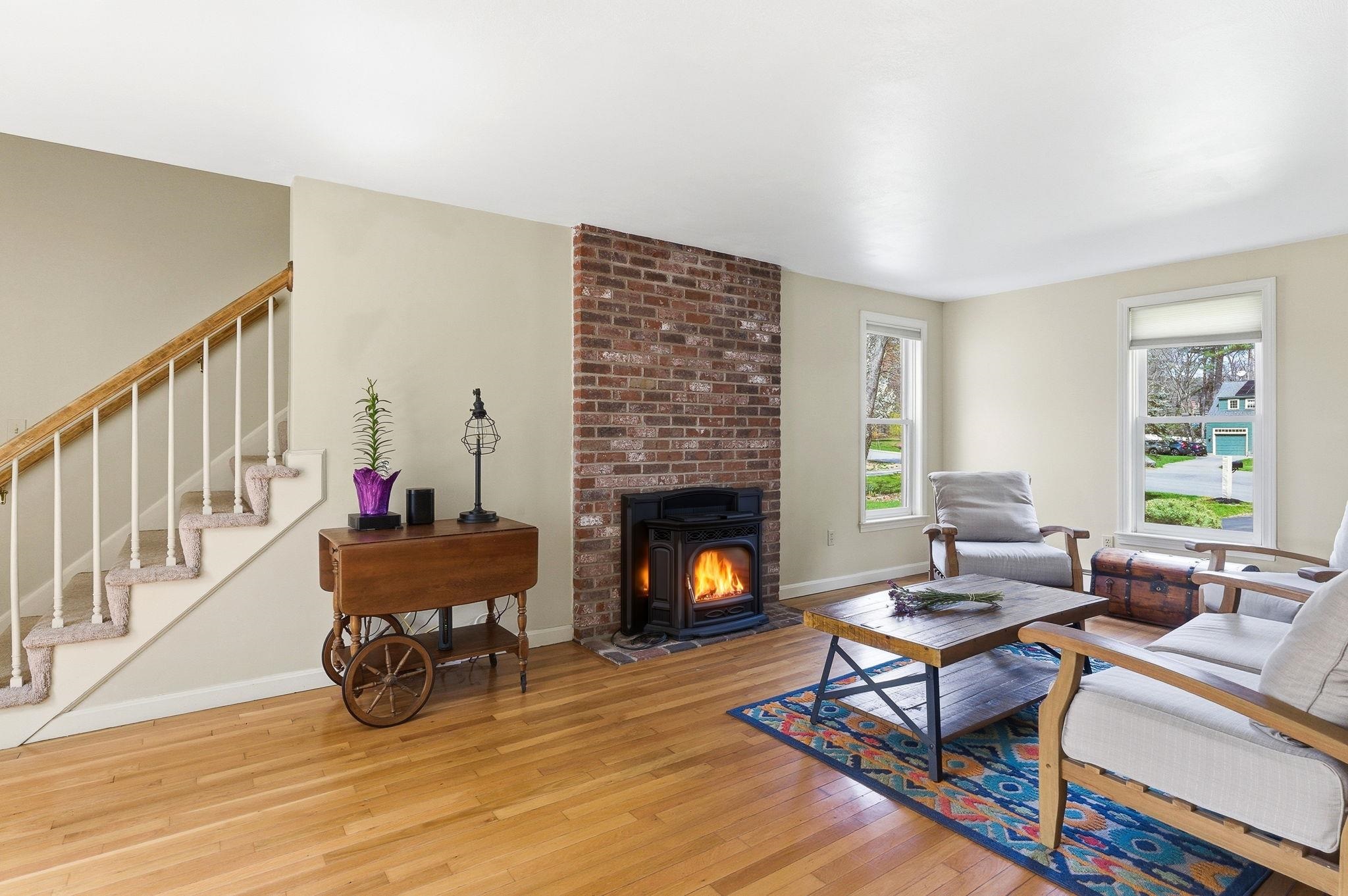 25 Buttonwood Drive Derry, NH 03038 - Photo 17 of 44