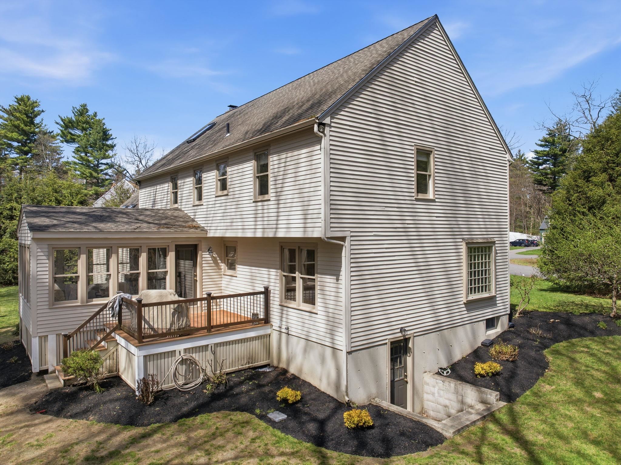 25 Buttonwood Drive Derry, NH 03038 - Photo 39 of 44