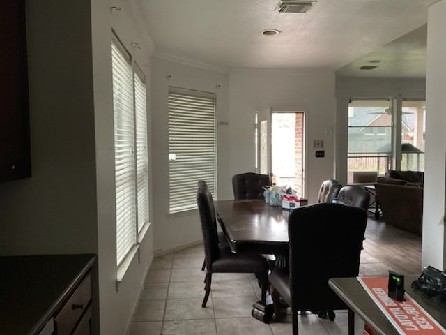 25707 White Springs Court Spring, TX 77373 - Photo 9 of 21 Breakfast area