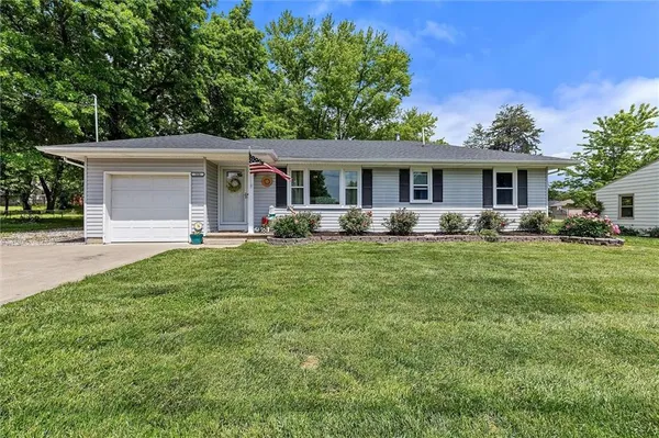 $205,000 | 306 Crestview Drive, Richmond, MO 64085