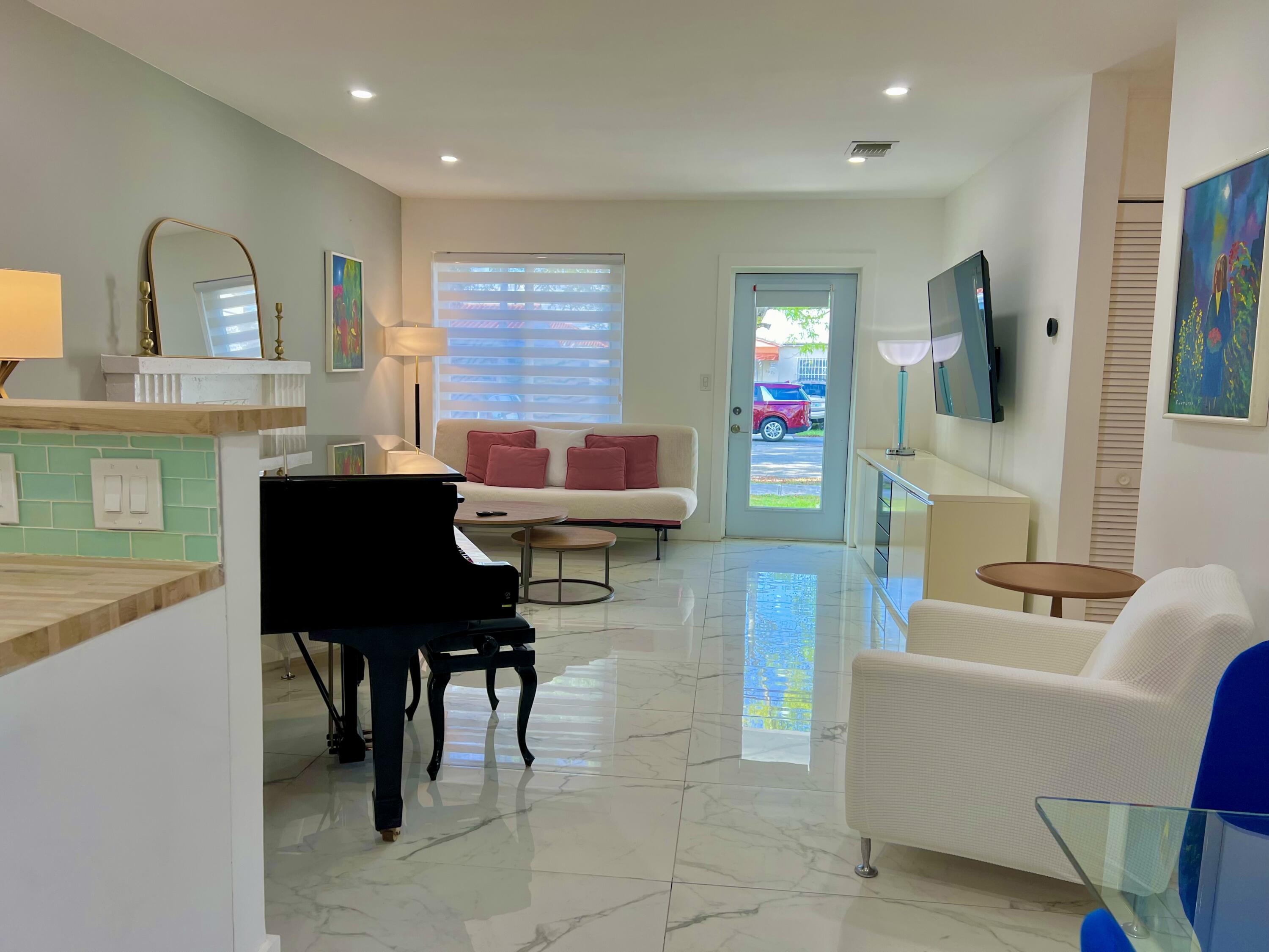 3024 Southwest 6th Street Miami, FL 33135 - Photo 3 of 14 IMG_2522