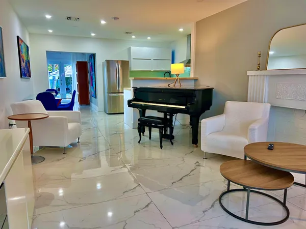 $3,000 | 3024 Southwest 6th Street, Miami, FL 33135