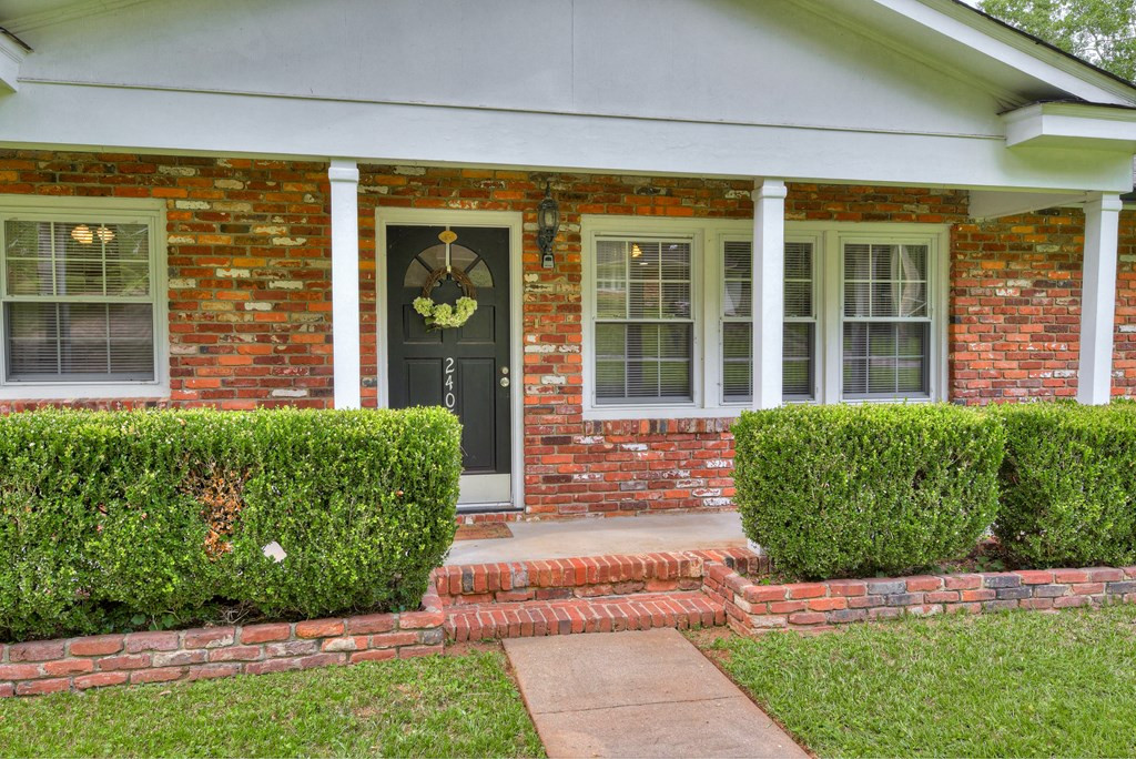 2405 Persimmon Road Augusta, GA 30904 - Photo 5 of 29 Gallery Image 5