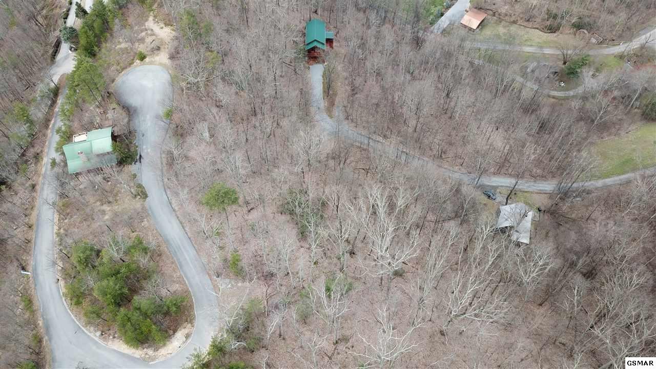 28 Wolf Way Sevierville, TN 37862 - Photo 2 of 7