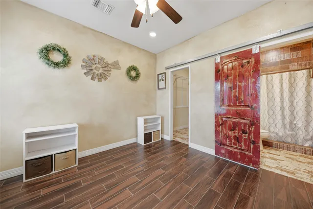 $2,250,000 | 25062 Highway 159 East, Hempstead, TX 77445