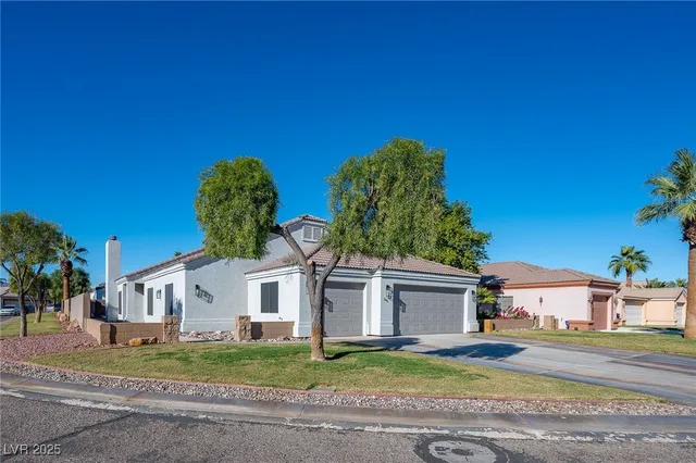 $349,000 | 1446 Palm Drive, Laughlin, NV 89029