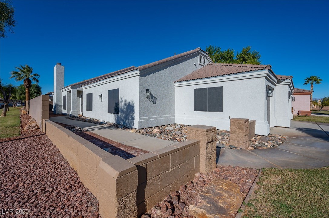 1446 Palm Drive Laughlin, NV 89029 - Photo 3 of 49