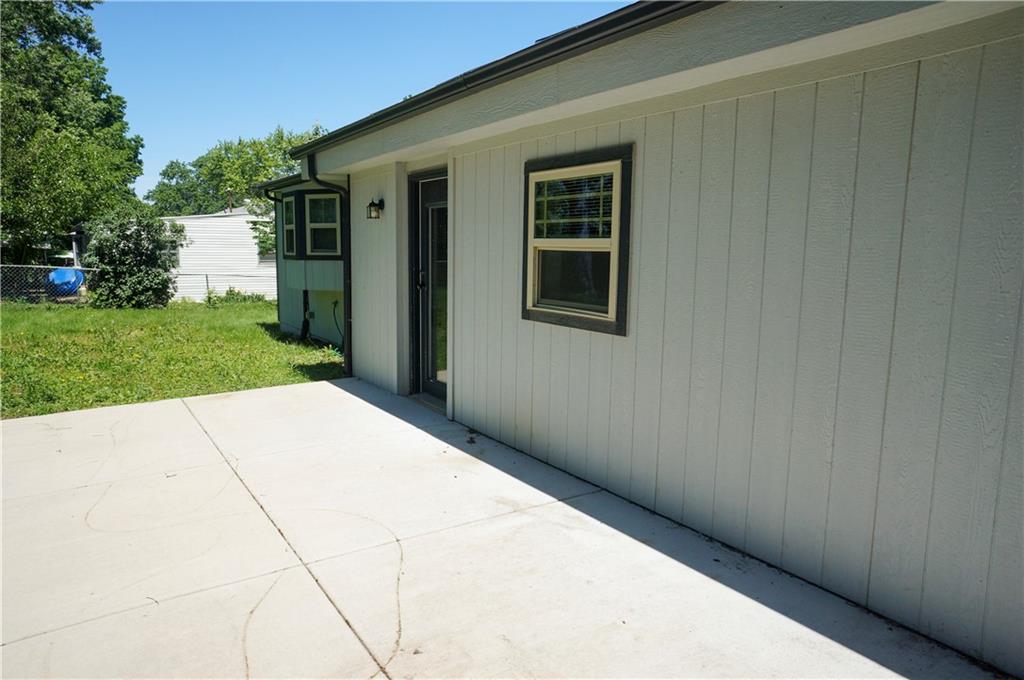 1000 South Trail Ridge Drive Independence, MO 64050 - Photo 12 of 52