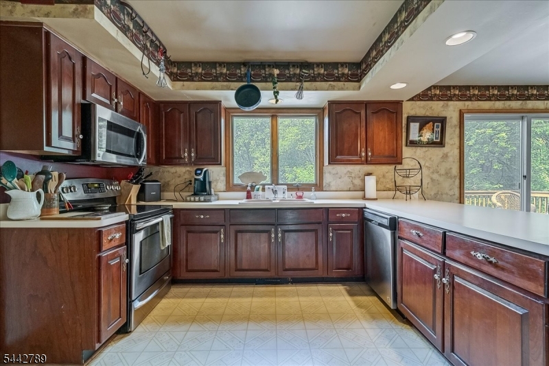 183 School House Road Oak Ridge, NJ 07438 - Photo 14 of 36