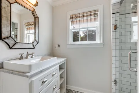 $2,298,000 | 4561 Belclaire Avenue, Highland Park, TX 75205