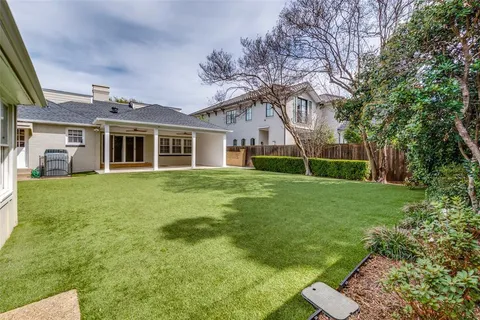 $2,298,000 | 4561 Belclaire Avenue, Highland Park, TX 75205
