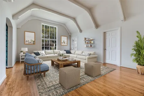 $2,298,000 | 4561 Belclaire Avenue, Highland Park, TX 75205