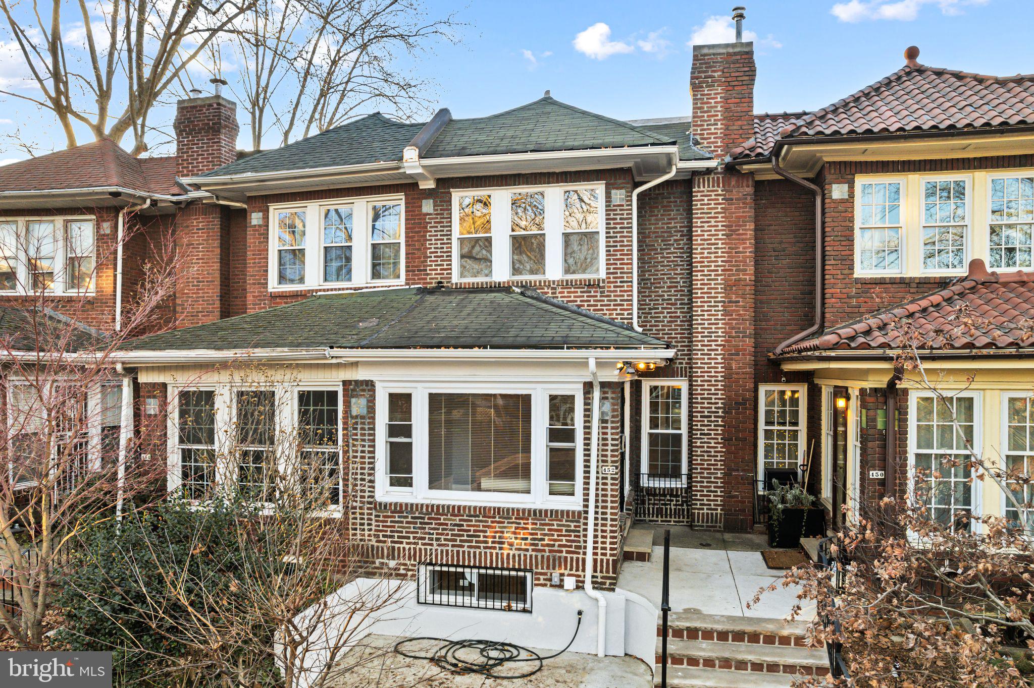 452 South 48th Street Philadelphia, PA 19143 - Photo 4 of 60 a front view of a house with a porch