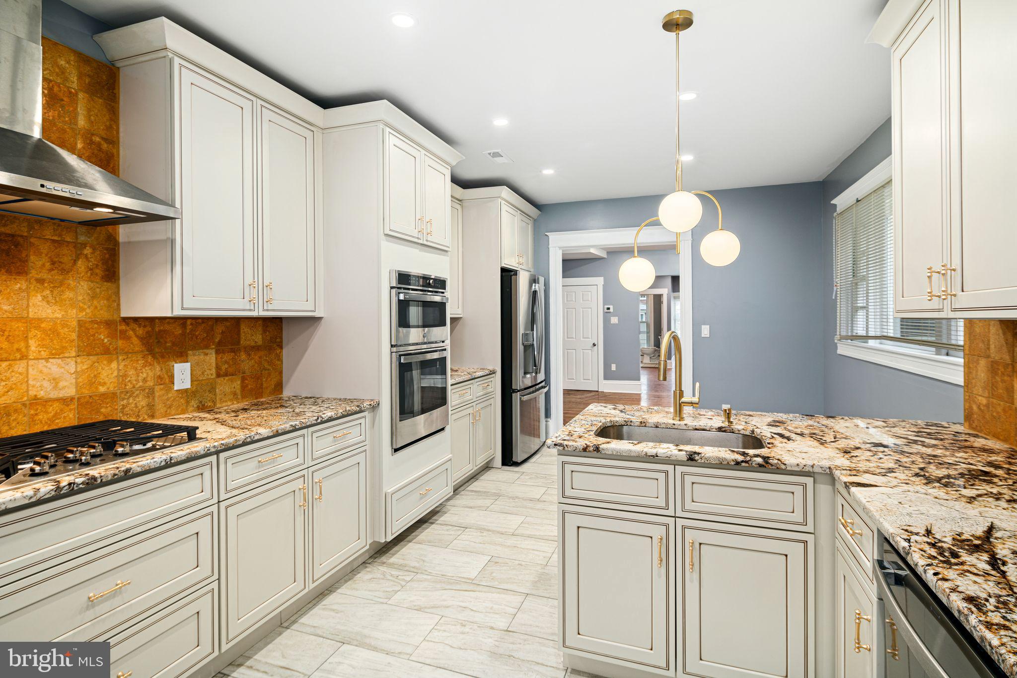 452 South 48th Street Philadelphia, PA 19143 - Photo 10 of 60