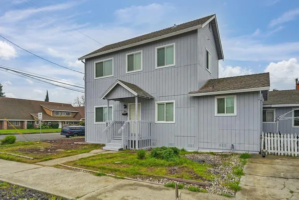 $514,900 | 804 H Street, Marysville, CA 95901