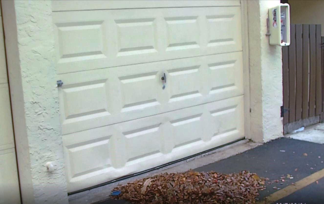 5352 Bosque Lane, Unit 109 West Palm Beach, FL 33415 - Photo 21 of 30 Garage