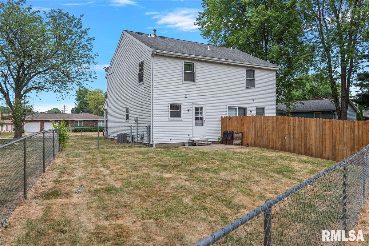 2620 Cooper Avenue Springfield, IL 62704 - Photo 25 of 28