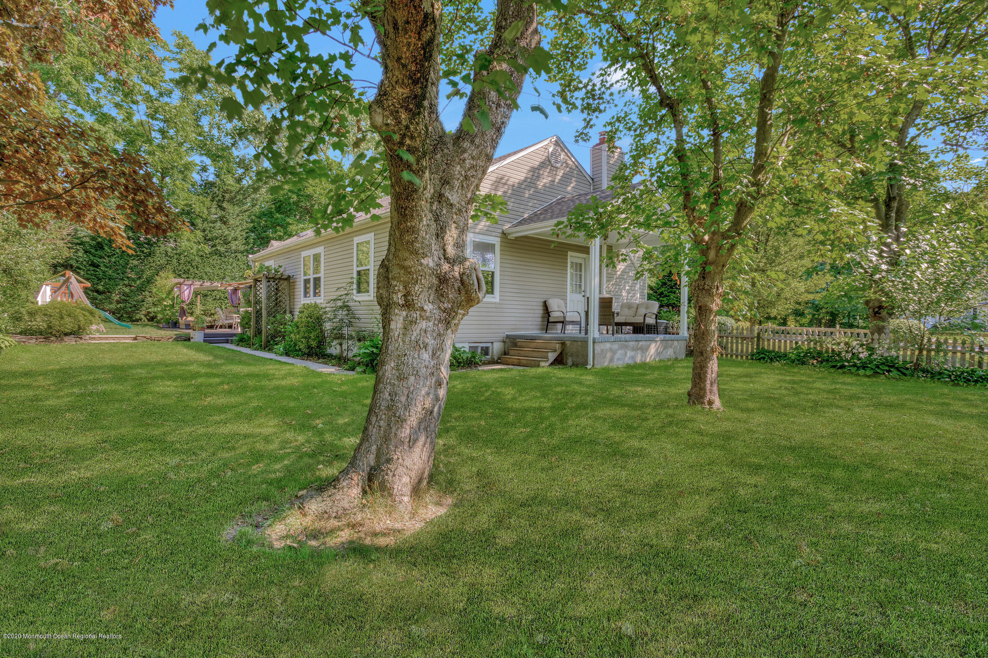 517 Wayside Road Neptune Township, NJ 07753 - Photo 18 of 21 photo_58135539-2000x1333