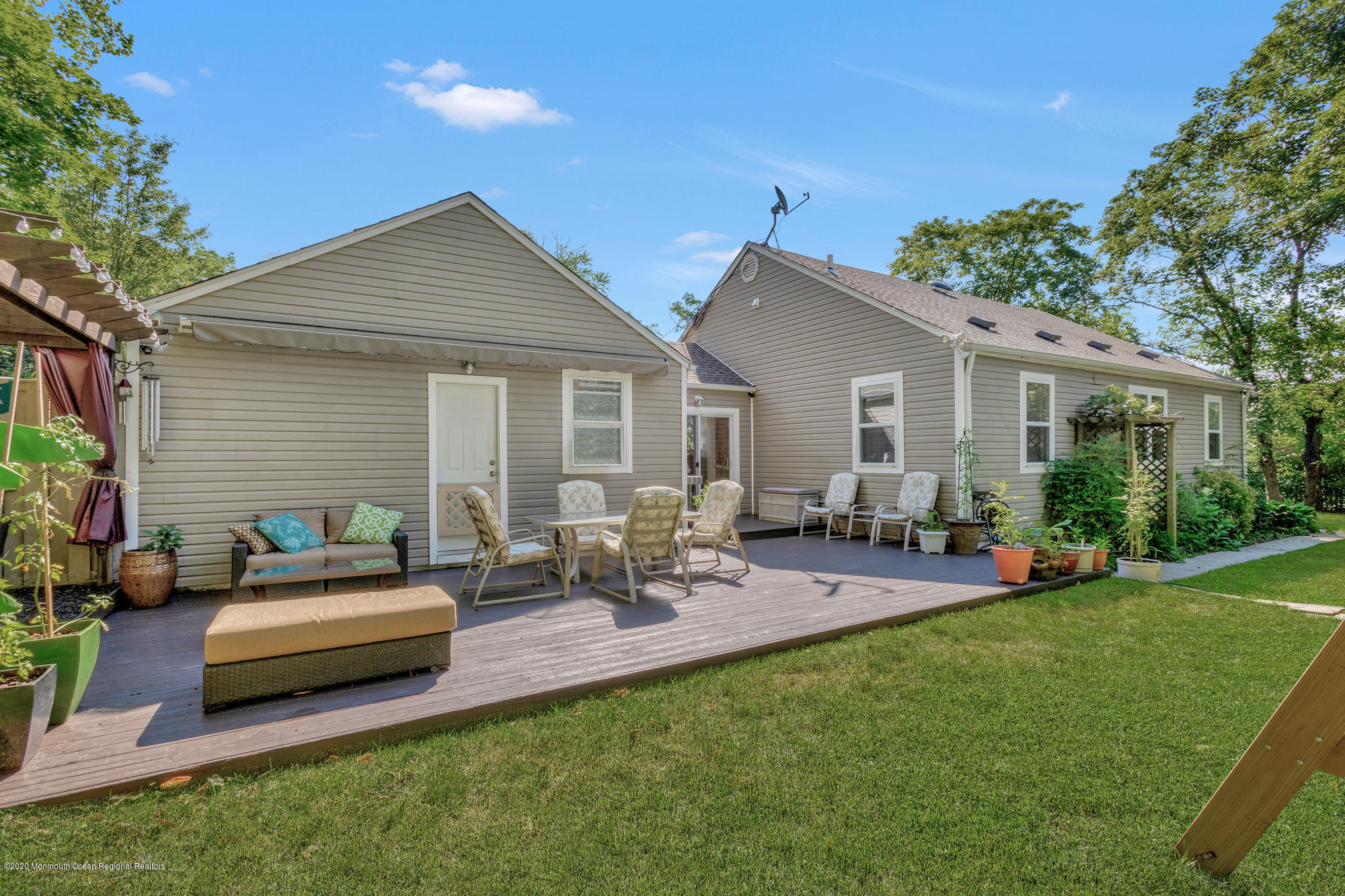 517 Wayside Road Neptune Township, NJ 07753 - Photo 19 of 21 photo_58138484-2000x1333