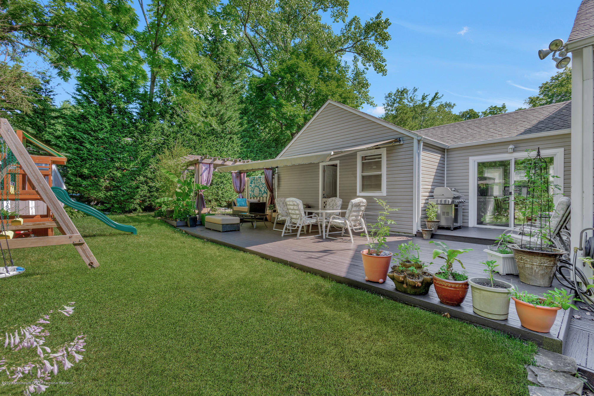 517 Wayside Road Neptune Township, NJ 07753 - Photo 20 of 21 photo_58138482-2000x1333