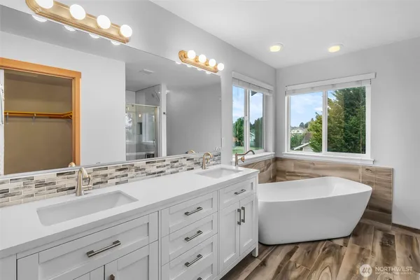 $749,900 | 4819 181st Lane Southwest, Rochester, WA 98579