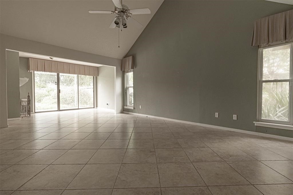 13103 Rincon Drive Houston, TX 77077 - Photo 14 of 28 Gallery Image 14