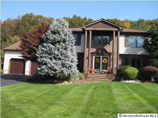 4 Shilling Road Manalapan, NJ 07726 - Photo 1 of 3 Primary Photo