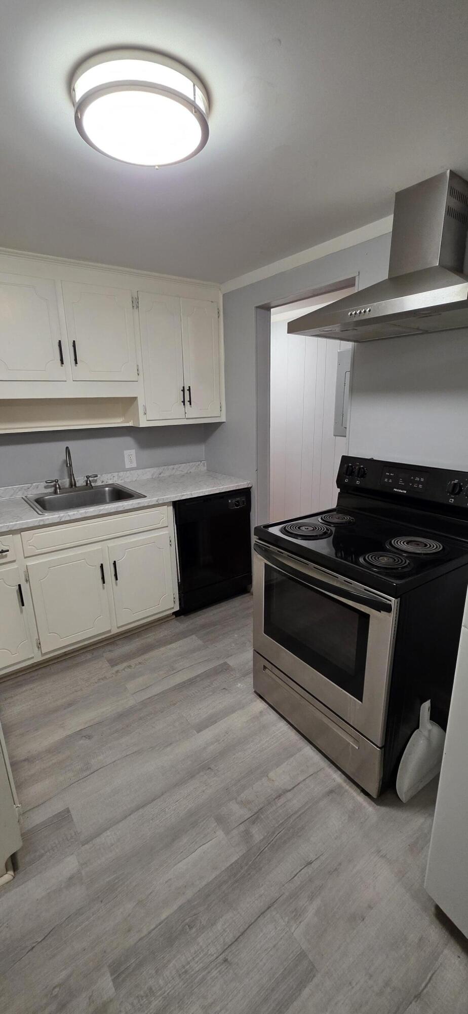 1817 A Sibley Road Augusta, GA 30909 - Photo 2 of 20 20250911_125657