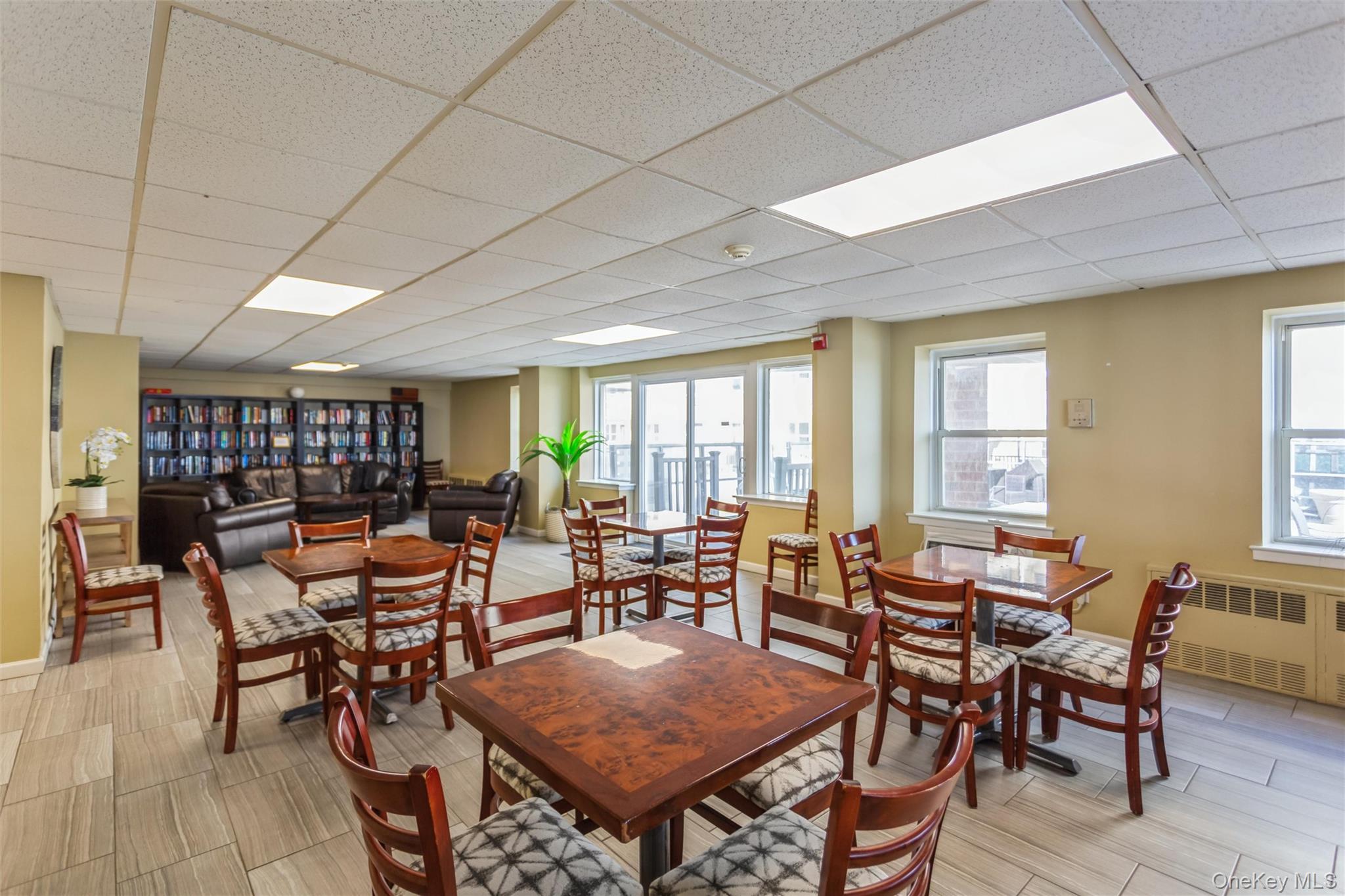 600 Shore Road, Unit 3S Long Beach, NY 11561 - Photo 17 of 36
