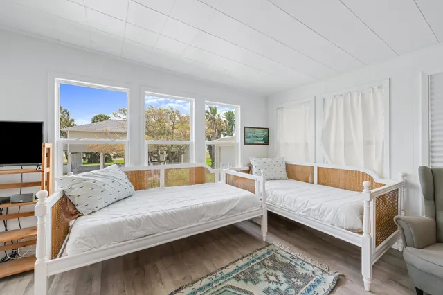 $425,000 | 106 Madison Avenue, Port O'Connor, TX 77982