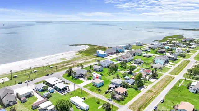 $425,000 | 106 Madison Avenue, Port O'Connor, TX 77982