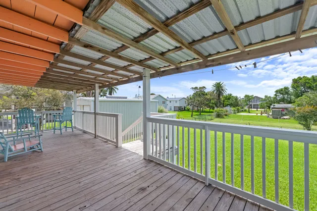 $425,000 | 106 Madison Avenue, Port O'Connor, TX 77982