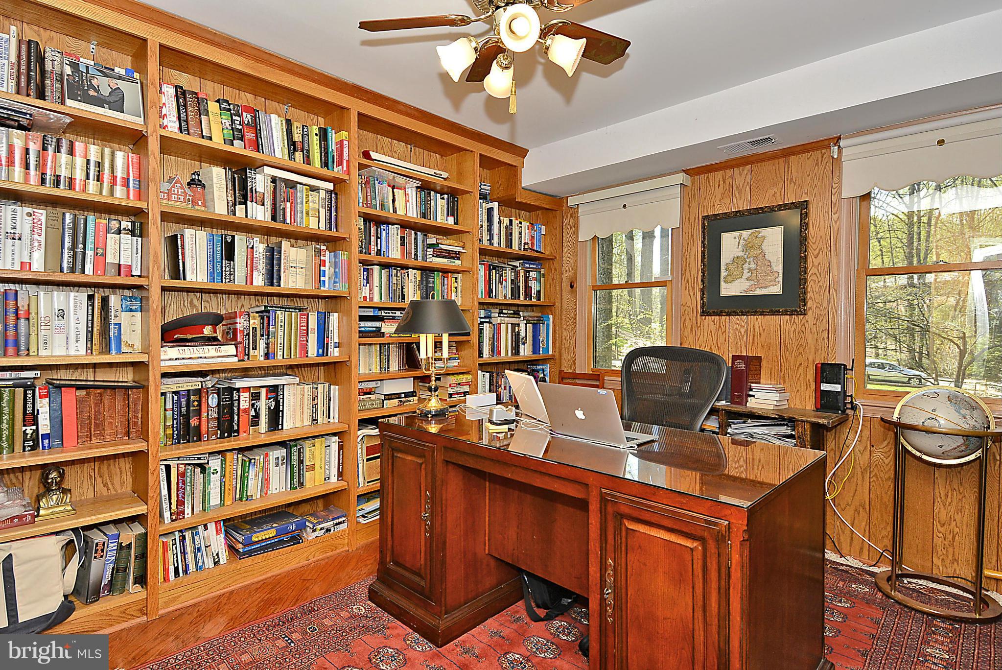 931 Welham Green Road Great Falls, VA 22066 - Photo 13 of 30 library