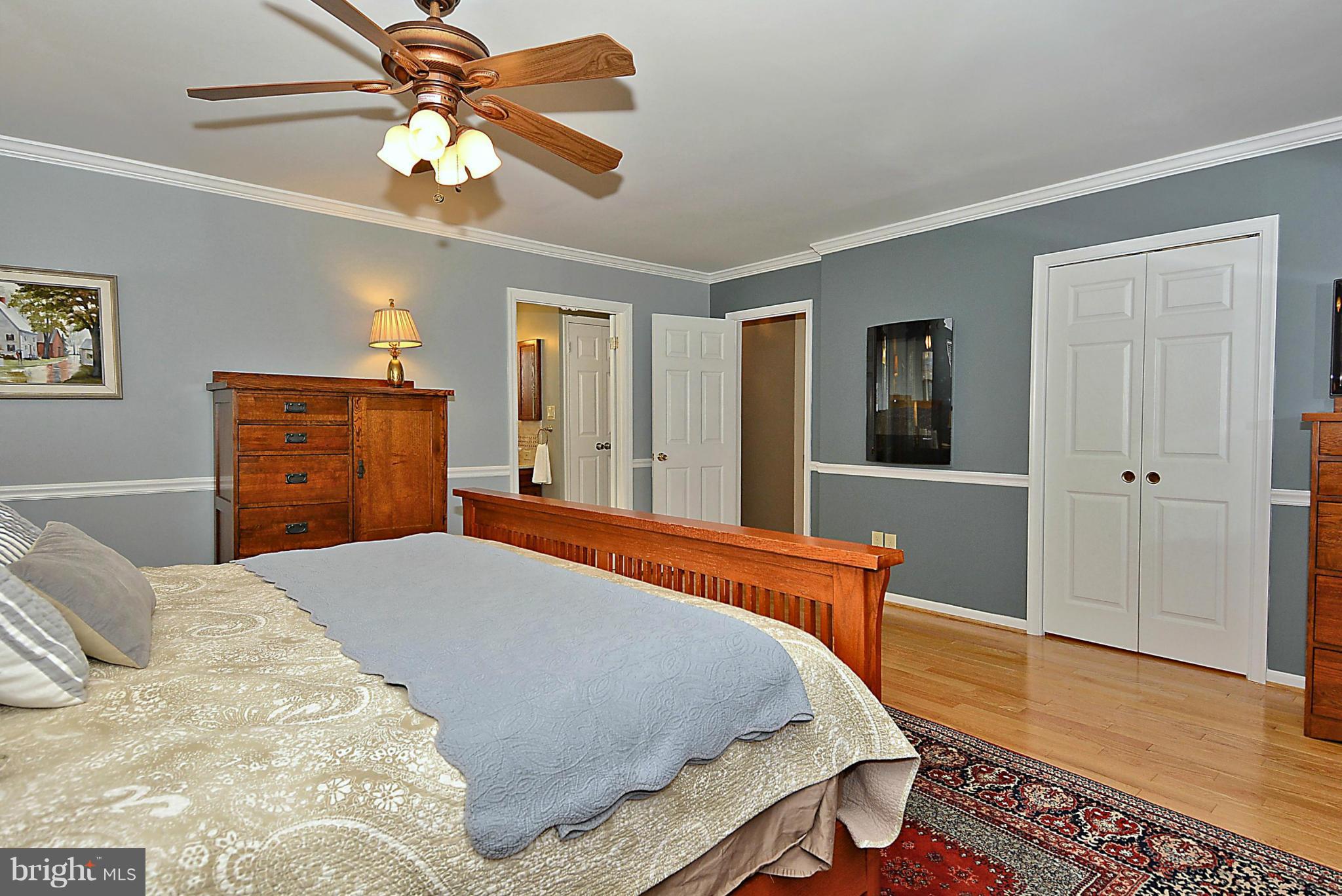931 Welham Green Road Great Falls, VA 22066 - Photo 15 of 30 Bedroom (Master)